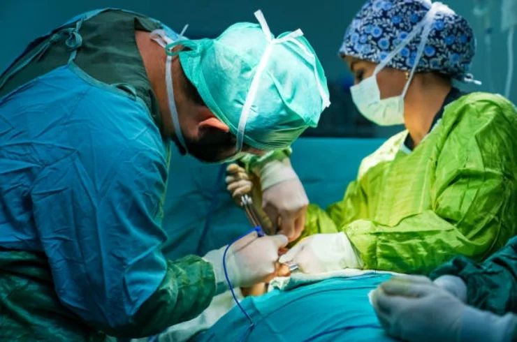 Surgical Oncologist------0